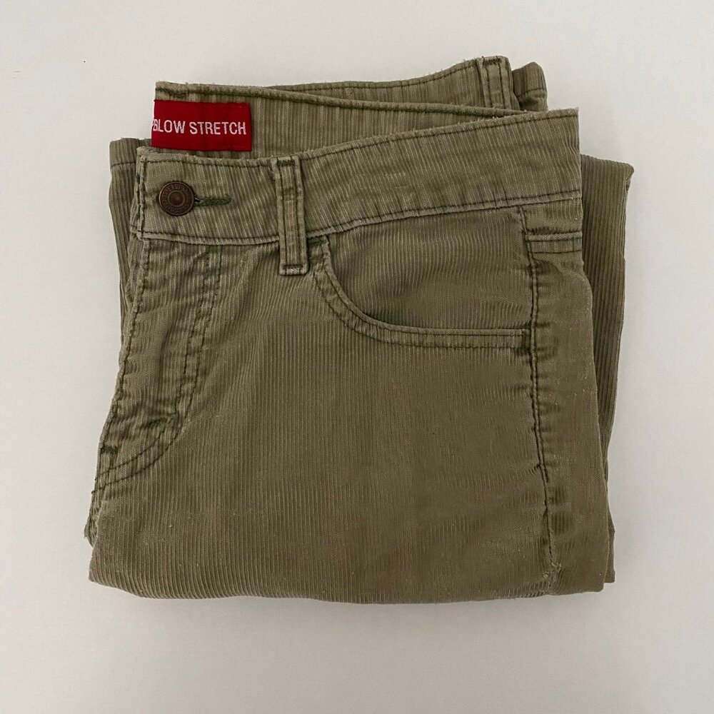 Levi's Women's 518 Superlow Bootcut Corduroy Olive Green Size 9 JR M Jeans